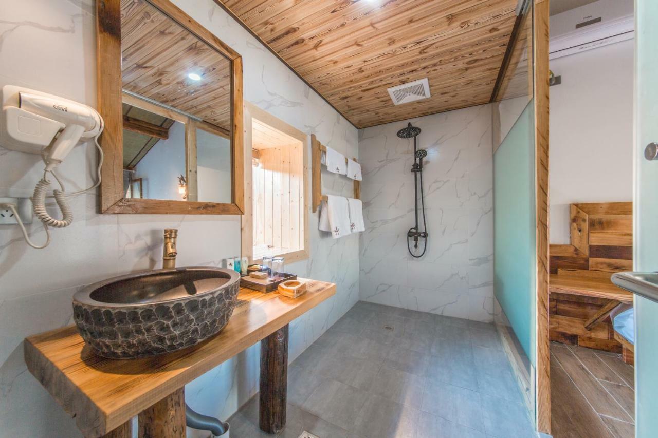 Swallow Nest Guesthouse Куньмин Экстерьер фото